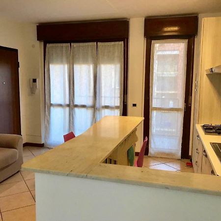 Emariva Apartment Rozzano Kültér fotó